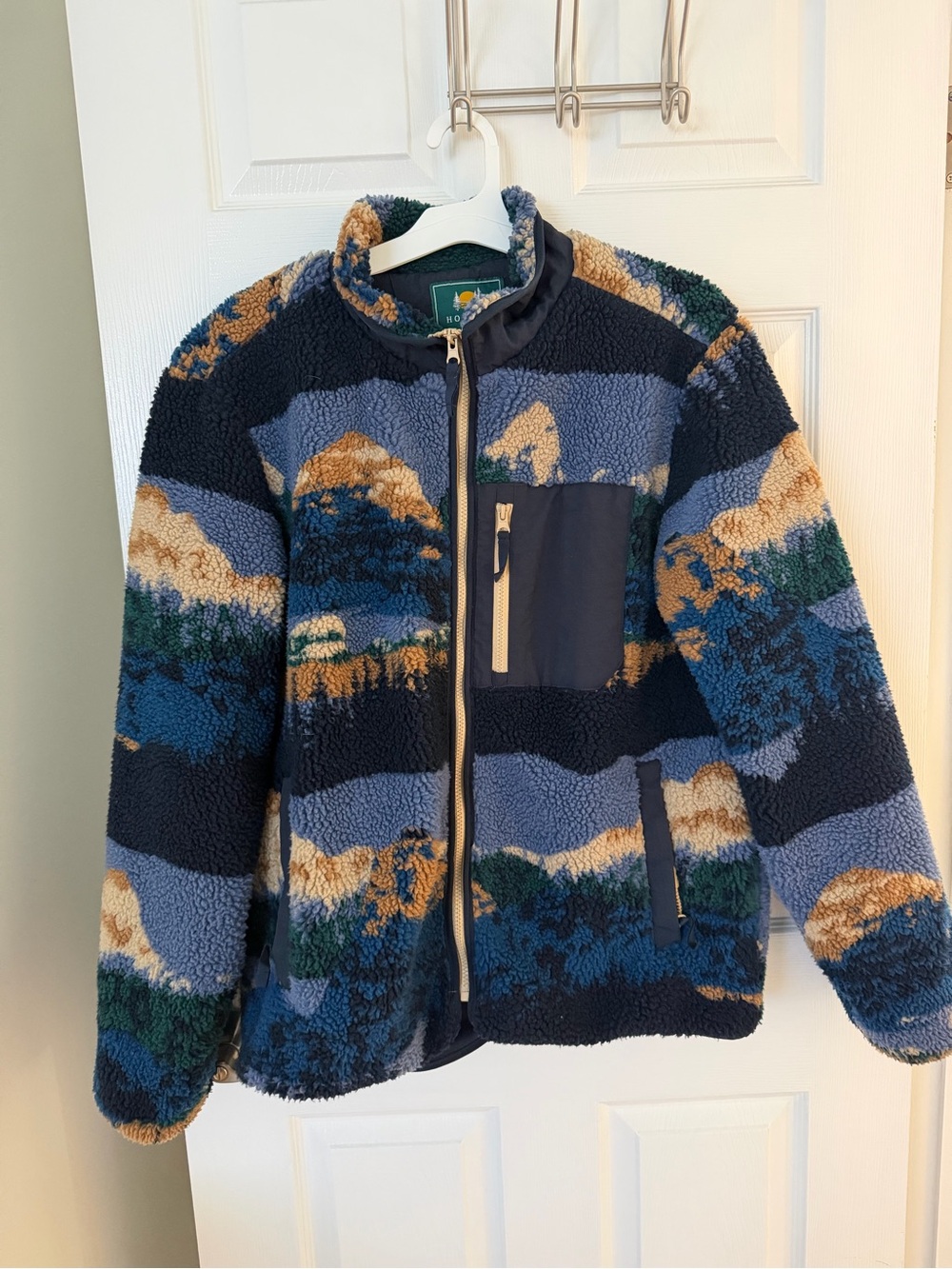Cozy Mountain Print Sherpa Jacket